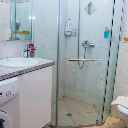 Black Sea Narcissus - Quiet With Amazing Sea View