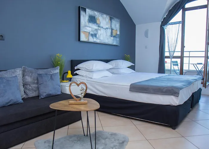 Black Sea Narcissus - Quiet With Amazing Sea View * ヴァルナ