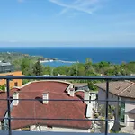 Black Sea Narcissus - Quiet With Amazing Sea View Apartament *